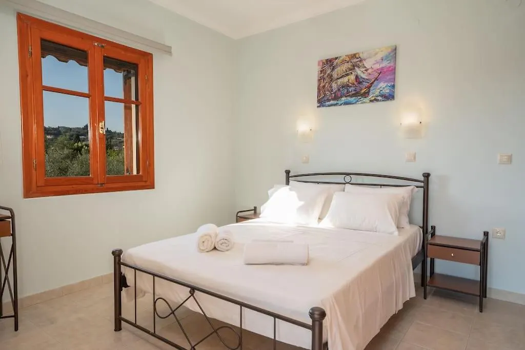 Afroditi Holiday Home- Green View Apartment Svoronata