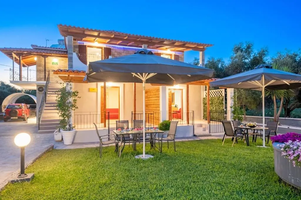 Afroditi Holiday Home- Green View Apartment Svoronata