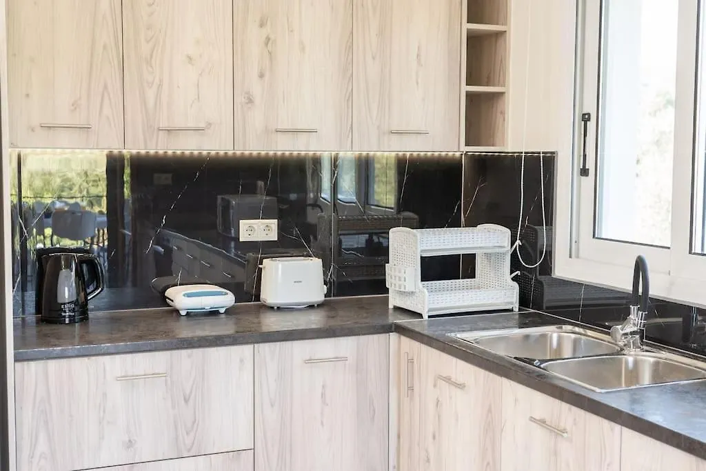 Afroditi Holiday Home- Green View Apartment Svoronata Griechenland