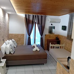  Apartment Marketos